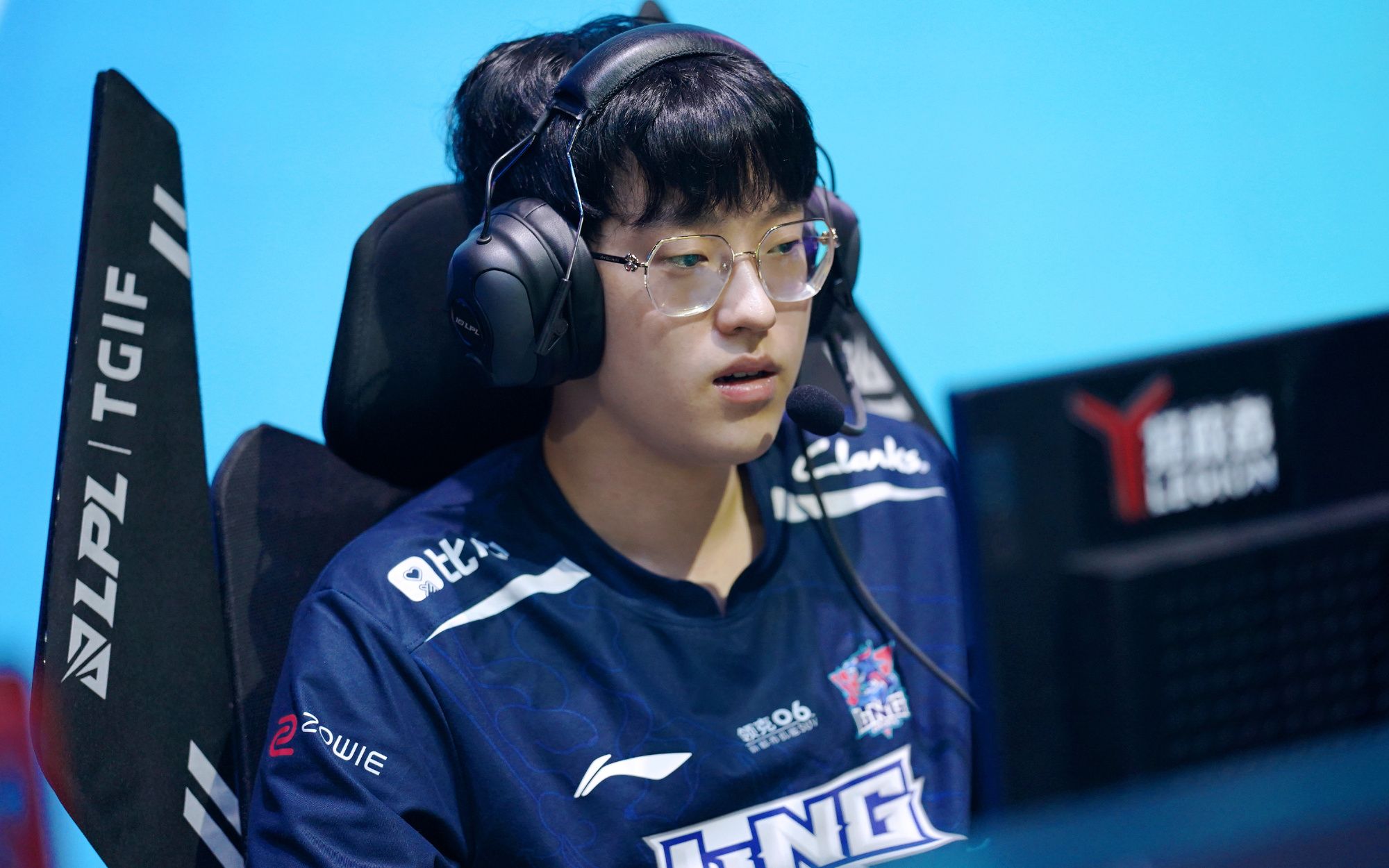 开云体育-Scout回归赛场，逆转首场状态亮眼，MAD观众沸腾！的简单介绍